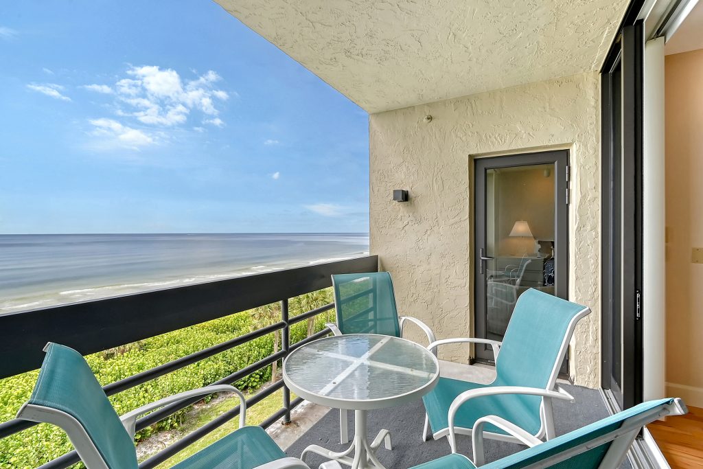 1135 (14)_MLS - Florida Gulf Coast Vacation Rentals Beachplace 2-402