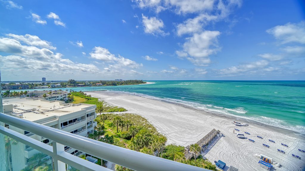210 (19A) (3)_MLS - Florida Gulf Coast Vacation Rentals Inn on the Beach View